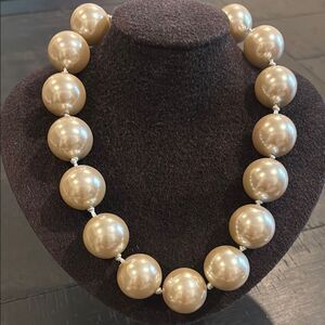 Chunky Statement Elegant Gold Pearl Collar Necklace​